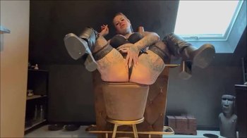 SteffiBlond - STIEFELJOB von geiler alten