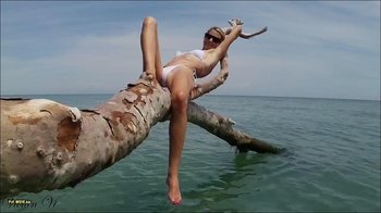 VivianVii - Good Vibes only