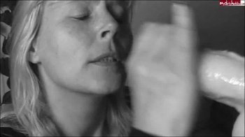 HotVivien - Give me More, More, More