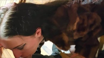 BDSM-Team - Ceira darf als kleine Venus im Pelz mir den Schwanz Blasen