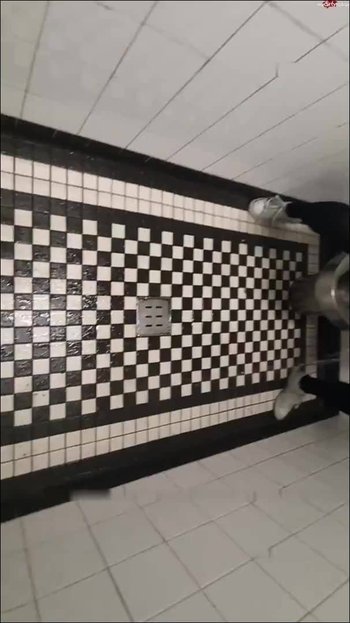 Luna-Light - Öffentliches Klo in Wien