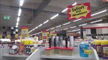 Lena-Loch - Pervers - Teen pisst in dein Geschaeft