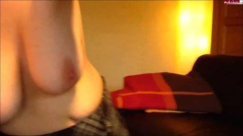 DickeTitten85e - Tag 15 - Hart von hinten gefickt - Ich schau in die Kamera