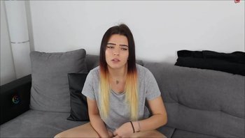 Lilly-Fox - ENDLICH 18 - MEIN 1. VIDEO - Darf ich mich kurz vorstellen