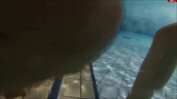 HornyRoxy - Stiefschwester beim Wixxen erwischt