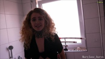 MaryjaneAuryn - Schamlos ausgenutzt - Fremder geilt sich an mir auf Part 1