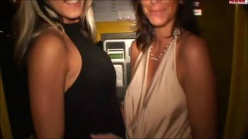 beatrice23 - 3er in der offentl. Telefonzelle