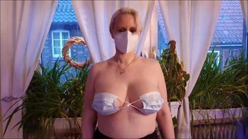 UserBitch - Maskenpflicht ist vorbei