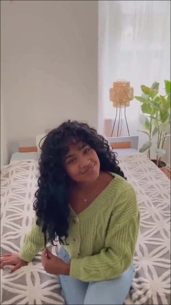 Flora_Farrell - Hey ich bin Flora - Mein Vorstellungsvideo