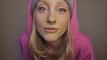 maria__lambrusco - Freches Skater Girly gibt DIR eine Wichsanleitung