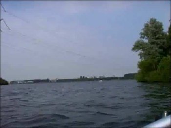 Alwayshorny4U - Selfmade im Schlauboot