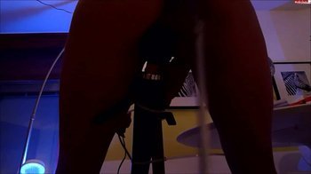 ViktoriaGoo - Jetzt aber - Fickmaschine anal und Zauberstab