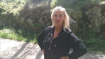 Dirty-Tina - Doppel-Piss in Norwegen