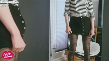 EmilyAdaireTS - Würdest du mein Sperma vom Spiegel lecken