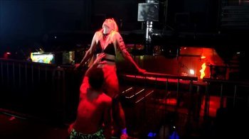 Kittifuck - Meine größte Fantasie - wieder im Klub gefickt zu werden - Ich spritze den boden voll ab