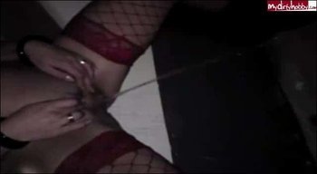 EinfachDeluxe - Im Parkhaus gepisst