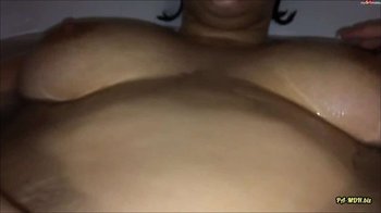 pinadeluxe - In der Wanne gefingert