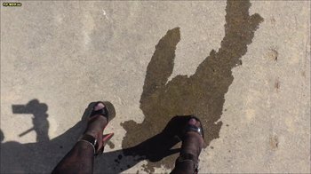 SteffiBlond - STRUMPFHOSEN PISS plus Aufriss