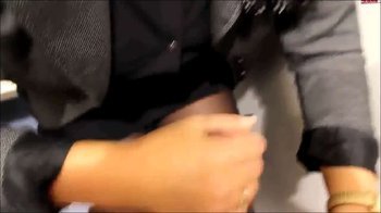 rosenduft30583 - Schwanz in der Umkleidekabine geblasen