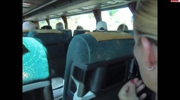 mausi67 - Mitten im Reisebus entsaftet