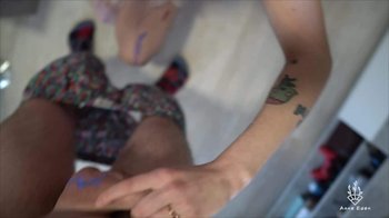 Anne-Eden - Buntes Eierblasen befriedigt an Oster Sonntag Teil 1