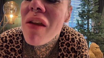 SteffiBlond - TASTY BANANENSCHWANZ FICK hart in alle 3 Löcher