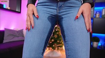 Daynia - Der PERVERSESTE XXXL JEANS-STIEFEL-PISS des JAHRES - So krass versaut inkl. Dirtytalk bis DU spritzt