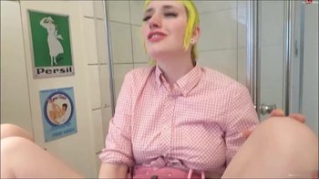 Lynn-Tonic - Abenteuer im Bad Teil 1 - Hammer genagelt