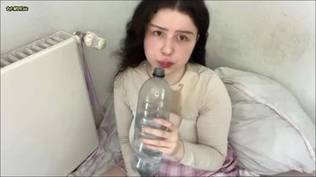 DaphneDietz - Ich mache mich zum ersten Mal nass