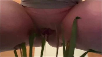 Julia-Winter - User Wunsch Blumen gießen mal anders