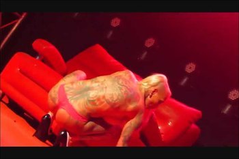 Kitty-Core - Tiefe Einblicke - Unzensierte Show