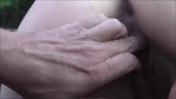 Devote_Sexsklavin - Parkplatzluder