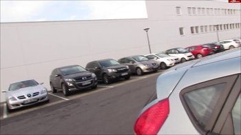 geil-poppen - Auf dem Parkplatz seinen Schwanz geblasen