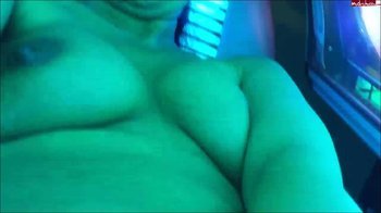 HoneyDiamond - Solarium Pussy