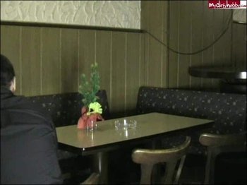 Popp-Sylvie - Lesben auf der Herrentoilette