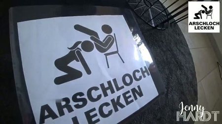 Jenny_Hardt - Jenny´s versauter Würfelspaß - Arschloch lecken