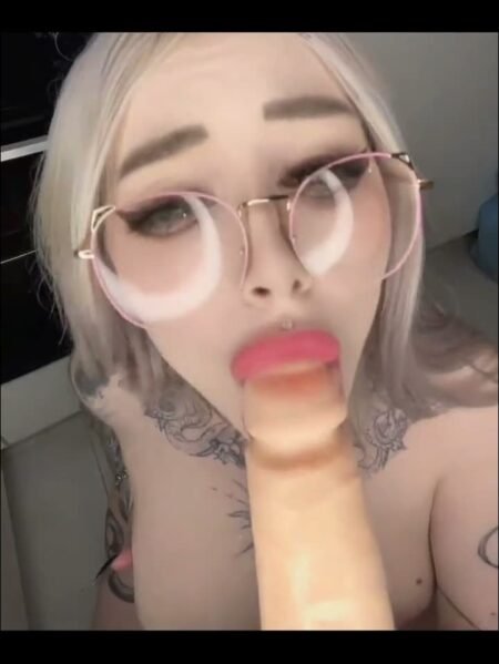 Peachgardens - Meine hausfrau fickt großen schwanz, während ich bei der arbeit bin