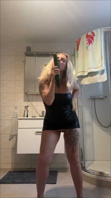 LarisaCum - Was willst du mit meinem Arschloch machen