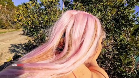 Maria-Gail - Beim Wandern gepisst und gefickt! Outdoor Sex