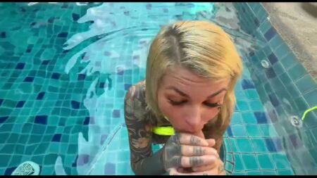 merry4fun - Poolboy abgemolken