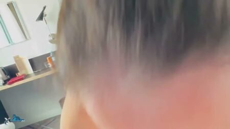 SaskiaLove87 - Mega Orgasmus im Hotel Schwanz in der Pussy und Finger im Arsch