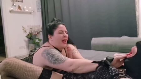 LADY_LENA - BILLIGE HOBBYhure - EXTREM ERNIEDRIGT und für MEINE LUST AUSGENUTZT  - Steh ich etwa mehr auf Frauen