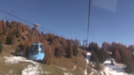 Alexandra-Wett - Publik Extrem - Mitten in der Gondel gefickt