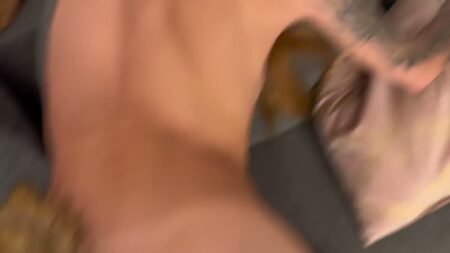 Lessia-Mia - Das angeleinte Füxchen wild benutzt und gefickt werden