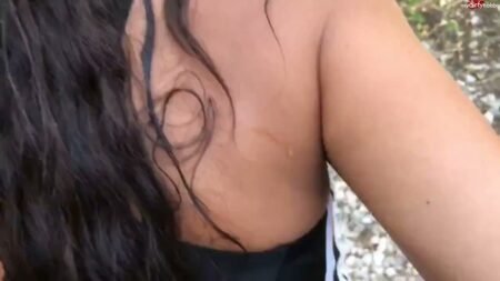 Arya_LaRoca - Bitte fick mich - Im badeanzug und Public