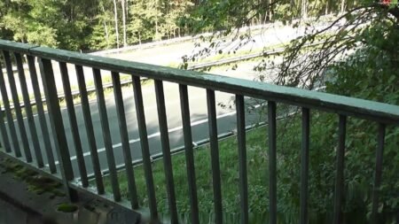 Sarahlicious - BLOWJOB neben AUTOBAHN