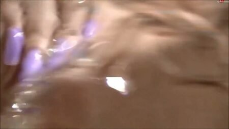 Lou-Nesbit - Wer steht auf TEENY PISSE