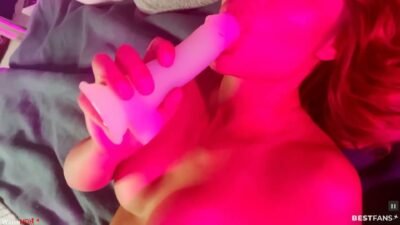 Micaela_Schäfer - Solo Masturbation mit Dildo