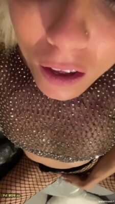 Mia_Julia - Im heißen Outfit Privat Selbst gefingert