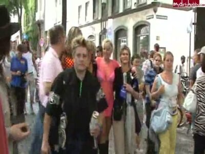 Dreamgirl01 - Stadtspaziergang fuer User LisaPet